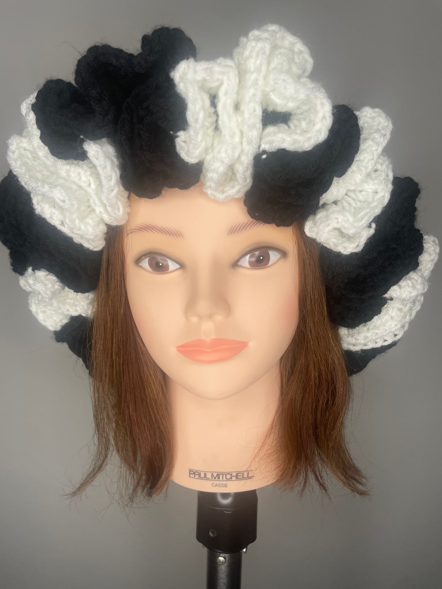Oreo Ruffle hat