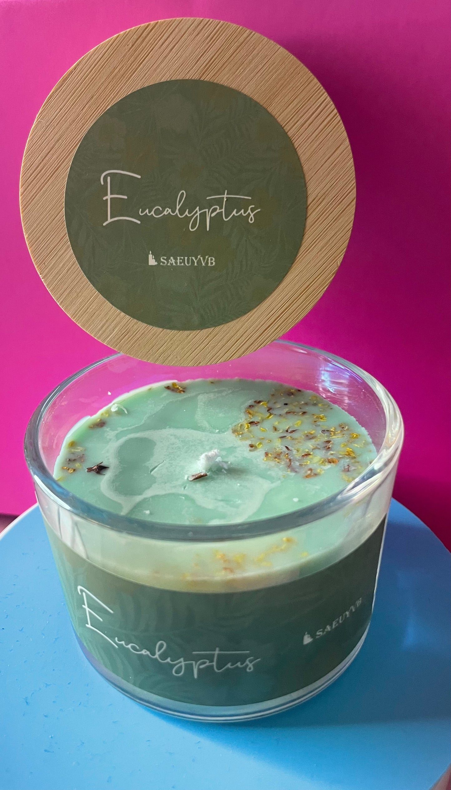 Eucalyptus scented candle